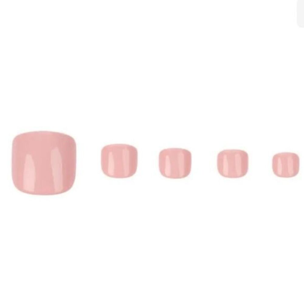 Red Aspen Nail Dashes Kayla is Tickled Pink Pedi -